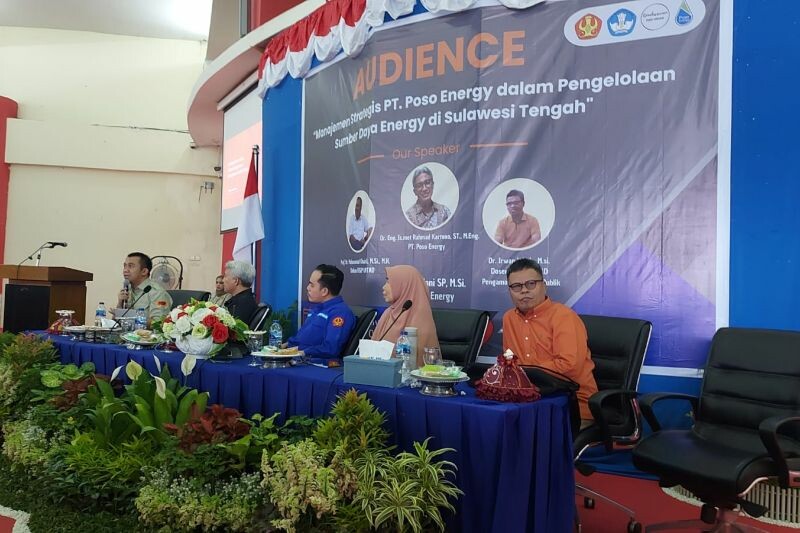 Kegiatan dialog Publik di Universitas Tadulako, di Palu, Jumat.
